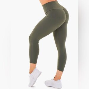 Ryderwear motion 7/8 scrunch bum leggings medium